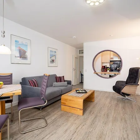 Apartment Luv Und Lee Mit Balkon Im Haus Belvedere *
